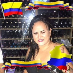 Meet your Posher, Paola andrea